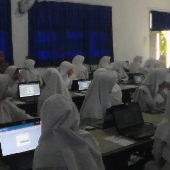 Pelaksanaan UNBK SMA 2016
