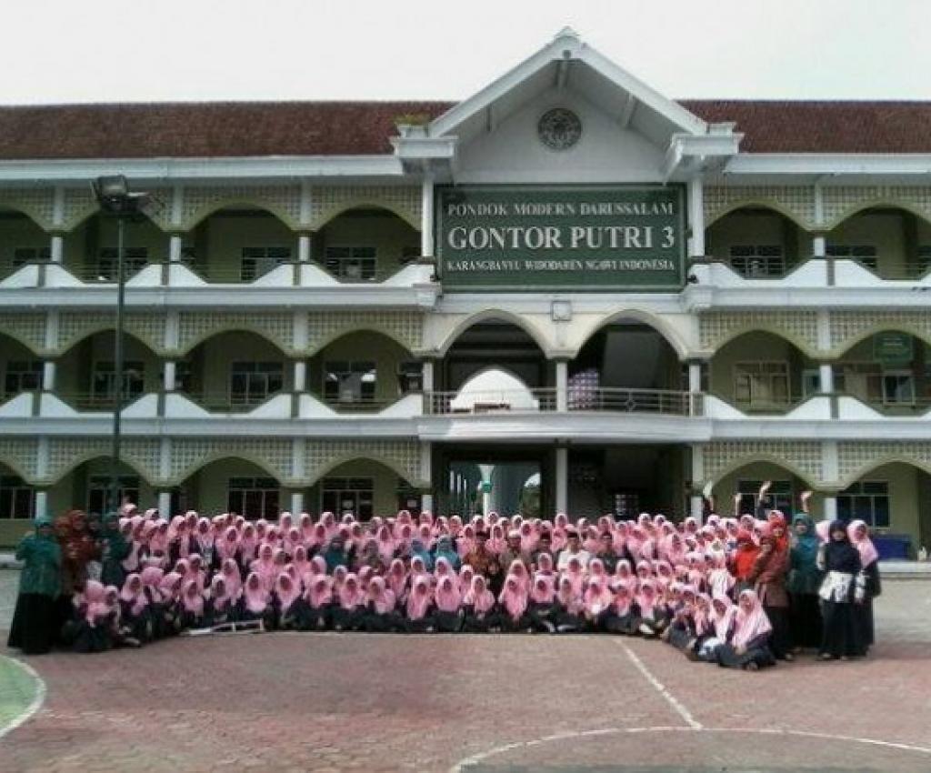 Studi Banding Ke Gontor Putri 3