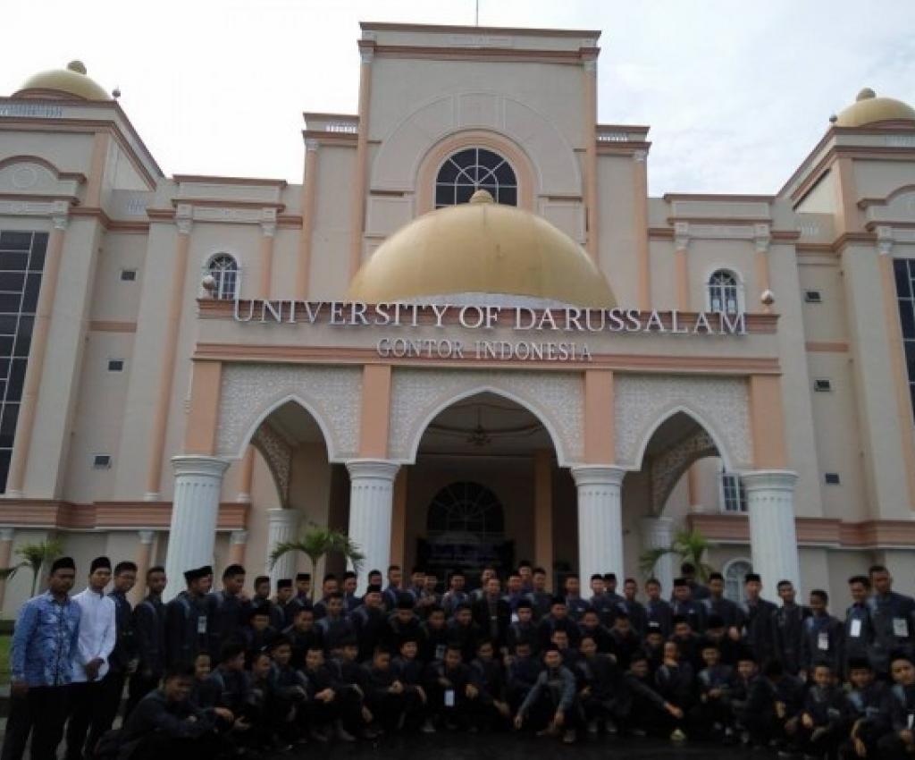 Studi Banding Ke Universitas Darussalam Gontor